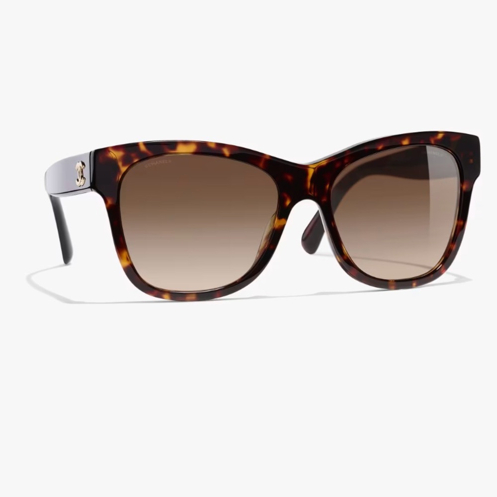 CHANEL SQUARE SUNGLASSES